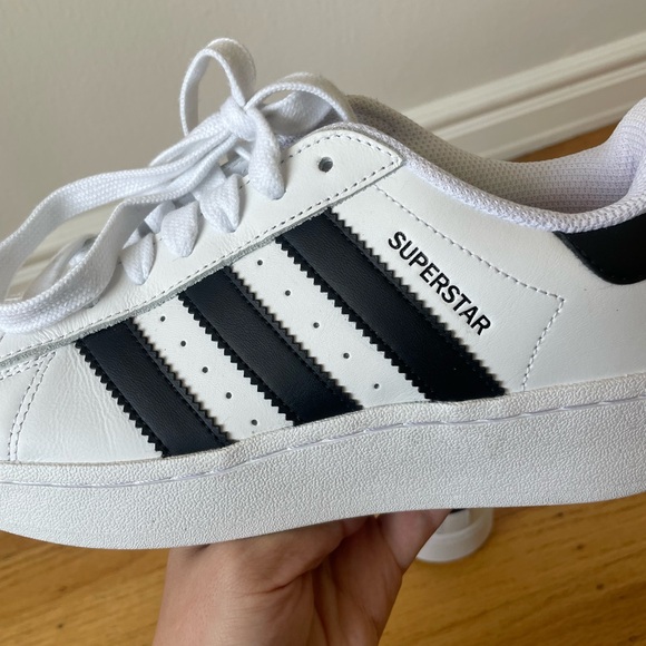 Adidas Superstar White and Black Shoes, Women’s Size 8 - Picture 5 of 10